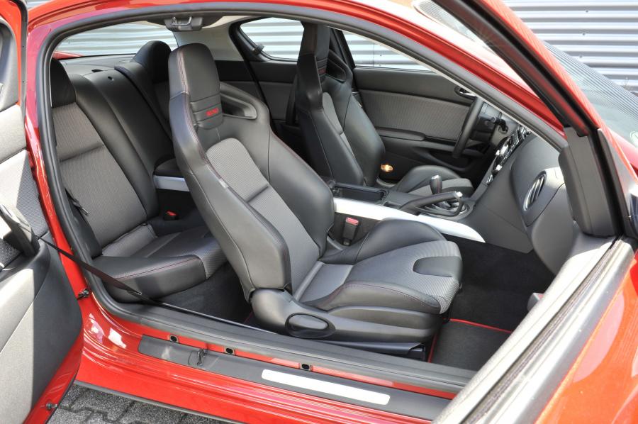  Mazda RX-8 2008 года  (фото 26 из 89)